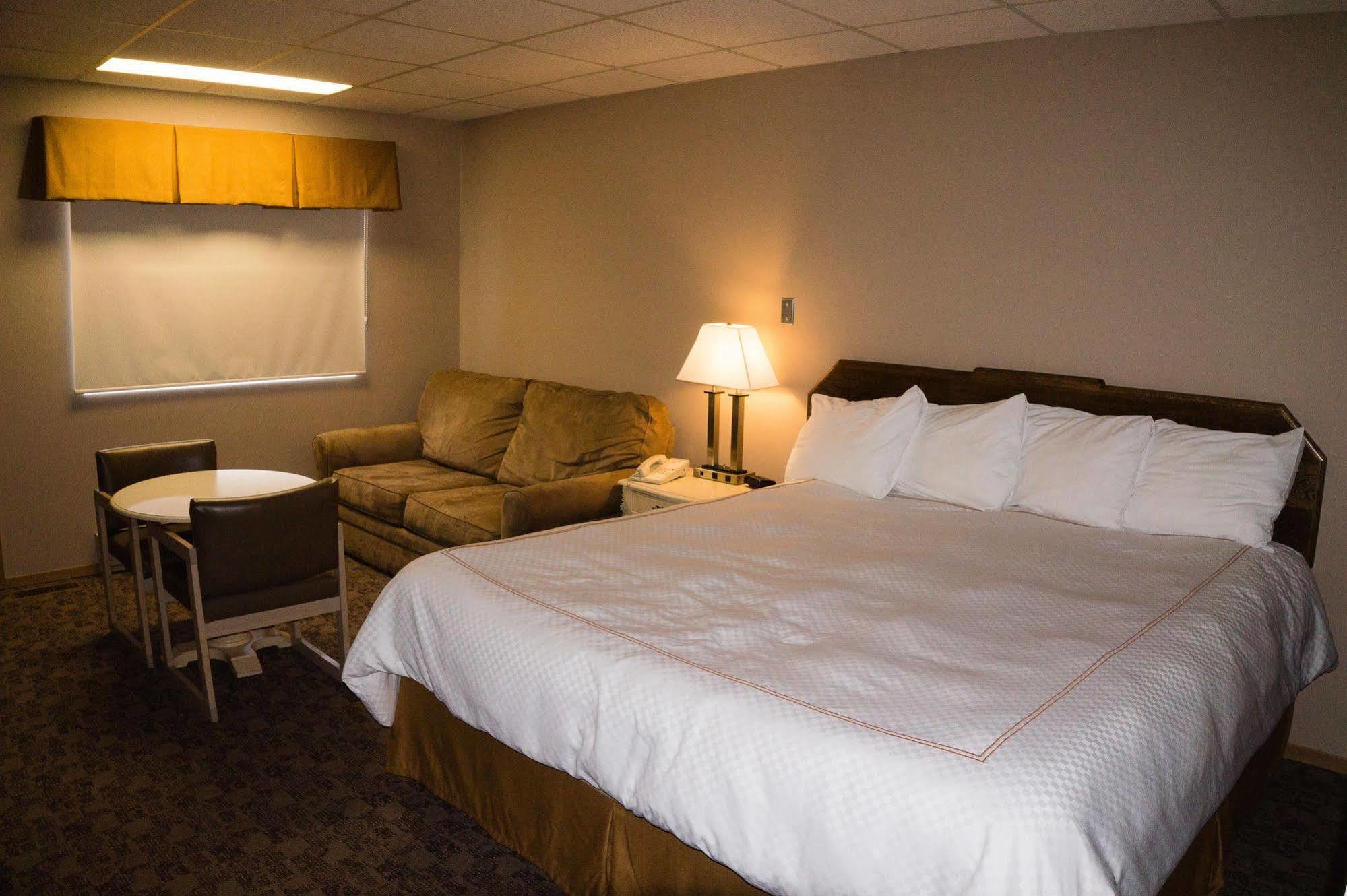Balmer Hotel Red Lake Esterno foto